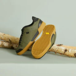 CHAUSSURES ALL MOUNTAIN POUR PEDALES PLATES GIRO TRACER