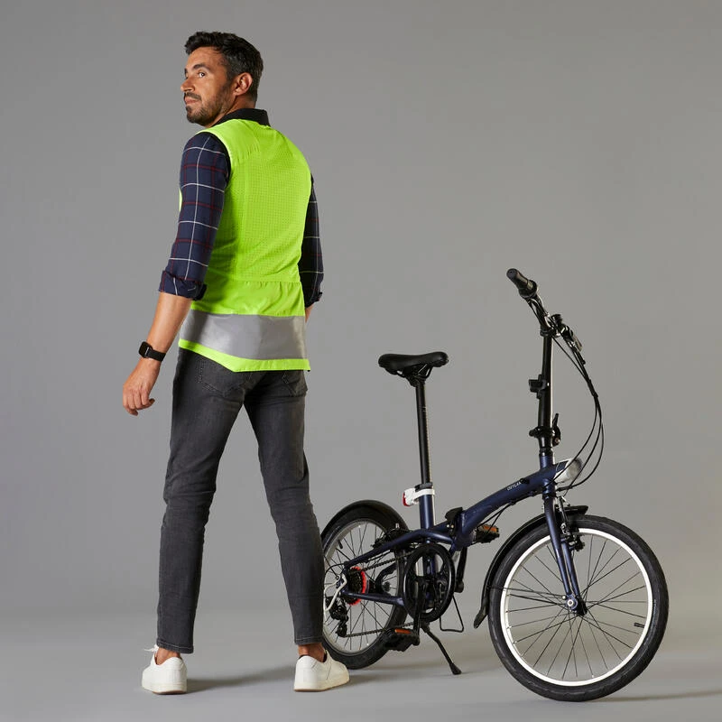BTWIN GILET VELO SANS MANCHE REVERSIBLE CERTIFIE EPI VISIBILITE JOUR NUIT 560 HOMME 2 BTWIN GILET VELO SANS MANCHE REVERSIBLE CERTIFIE EPI VISIBILITE JOUR NUIT 560 HOMME – Image 2