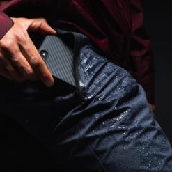 SUR-PANTALON COUPE-PLUIE IMPERMEABLE VELO GRAVEL -Shimano Soldes Boutique sur pantalon coupe pluie impermeable velo gravel 4